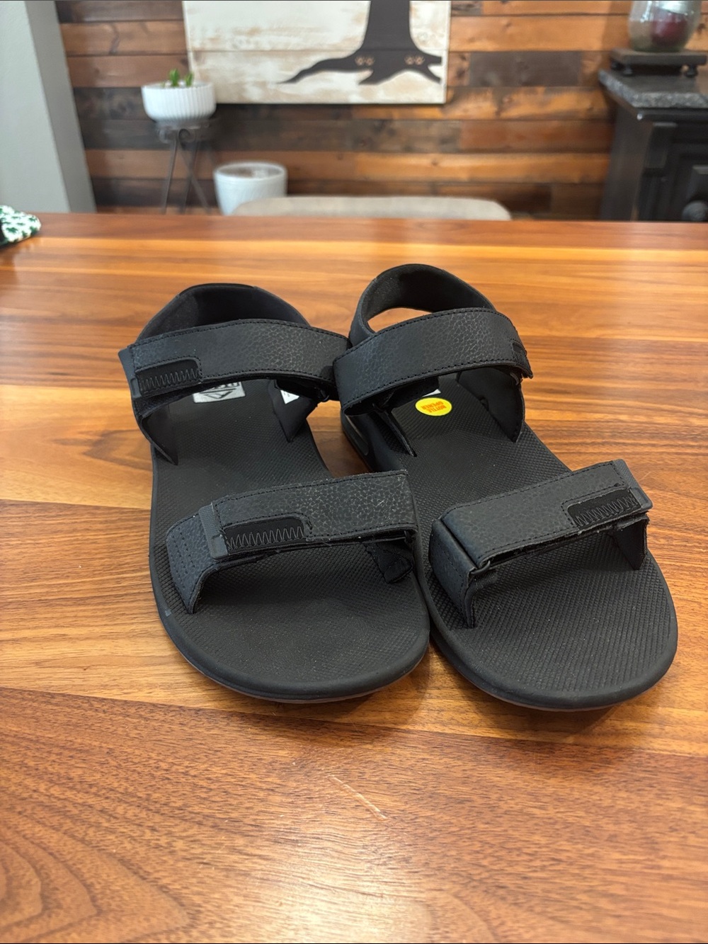 Reef Black Men’s Water Hiking Fanning Baja Sandals Size 11